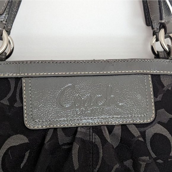 SOLD - Vintage Coach Poppy Tote Purse - Picture 3 of 9